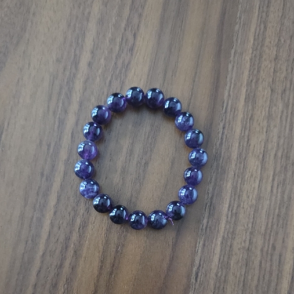 Amethyst Stretch Bracelet 8mm - Picture 2 of 2